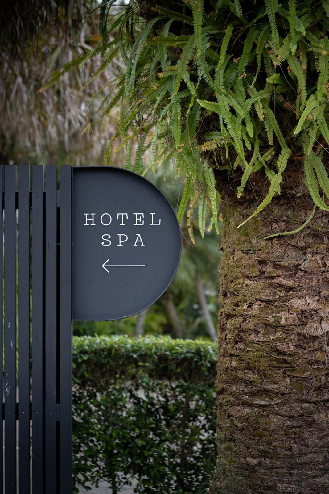 Hotel The Bower Byron Bay Esterno foto