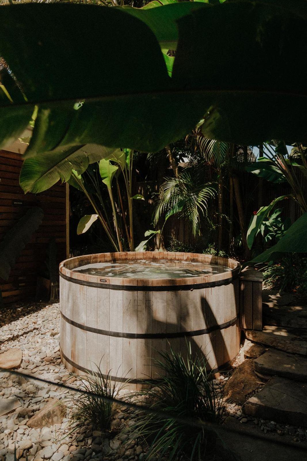 Hotel The Bower Byron Bay Esterno foto